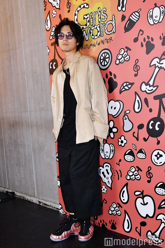 桐山漣のガチ私服公開 女子に着てほしい秋冬ファッションを聞いてみた Girlsaward 18 A Wフィッティングに潜入 モデルプレス 桐山漣のガチ私服公開 女子に着てほしい秋冬ファッションを聞いてみた Girlsaward 18 A Wフィッティングに潜入 モデルプレス
