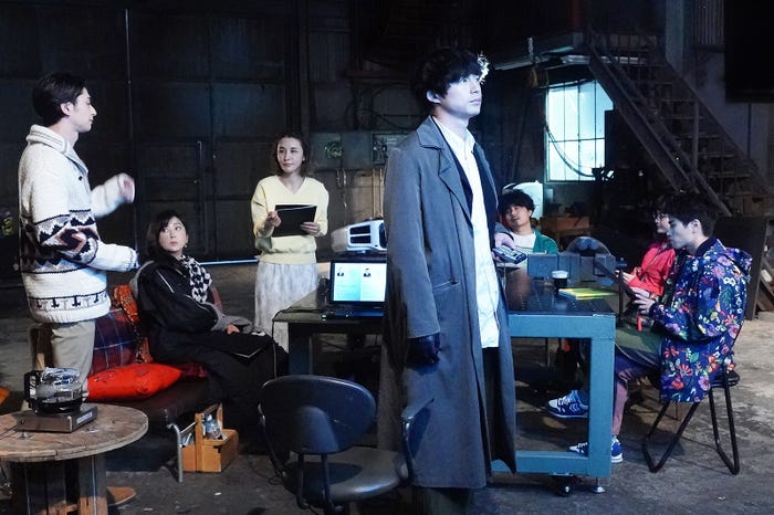 古川雄大、斉藤由貴、鈴木紗理奈、坂口健太郎、小澤征悦、葵わかな、前田旺志郎/「Dr.チョコレート」第1話より(C)日本テレビ