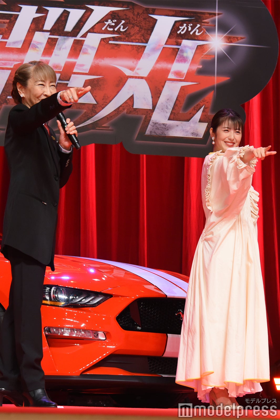 高山みなみ、浜辺美波（C）モデルプレス