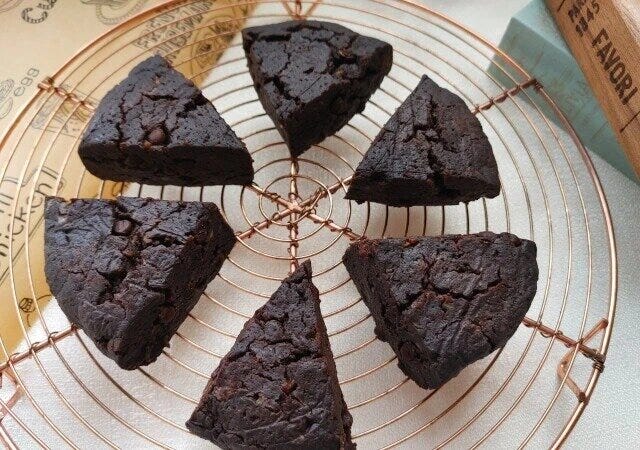 豆腐と米粉のチョコレートスコーン