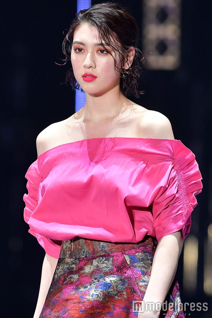 三吉彩花(C)モデルプレス