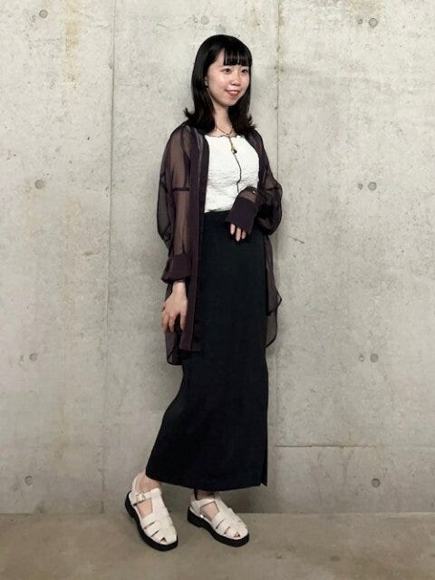 シアーシャツ　コーデ　夏