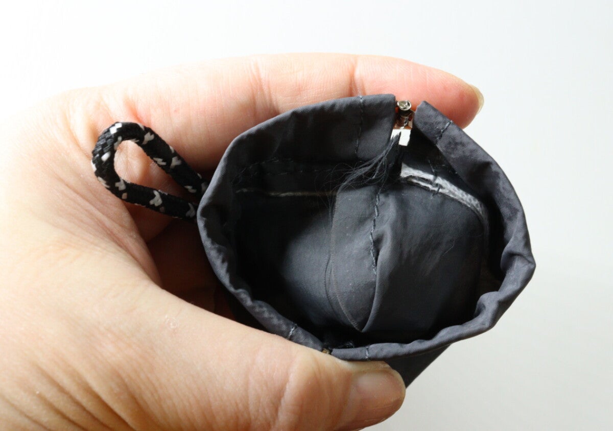 もっと評価されるべき！片手でパカッ！小物が迷子にならない100均優秀ポーチ