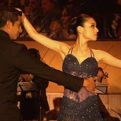 妖艶ドレスでタンゴを披露する栗山千明/「栗山千明 愛と官能のタンゴ~ブエノスアイレスの想い出~」(後編)より(C)NHK
