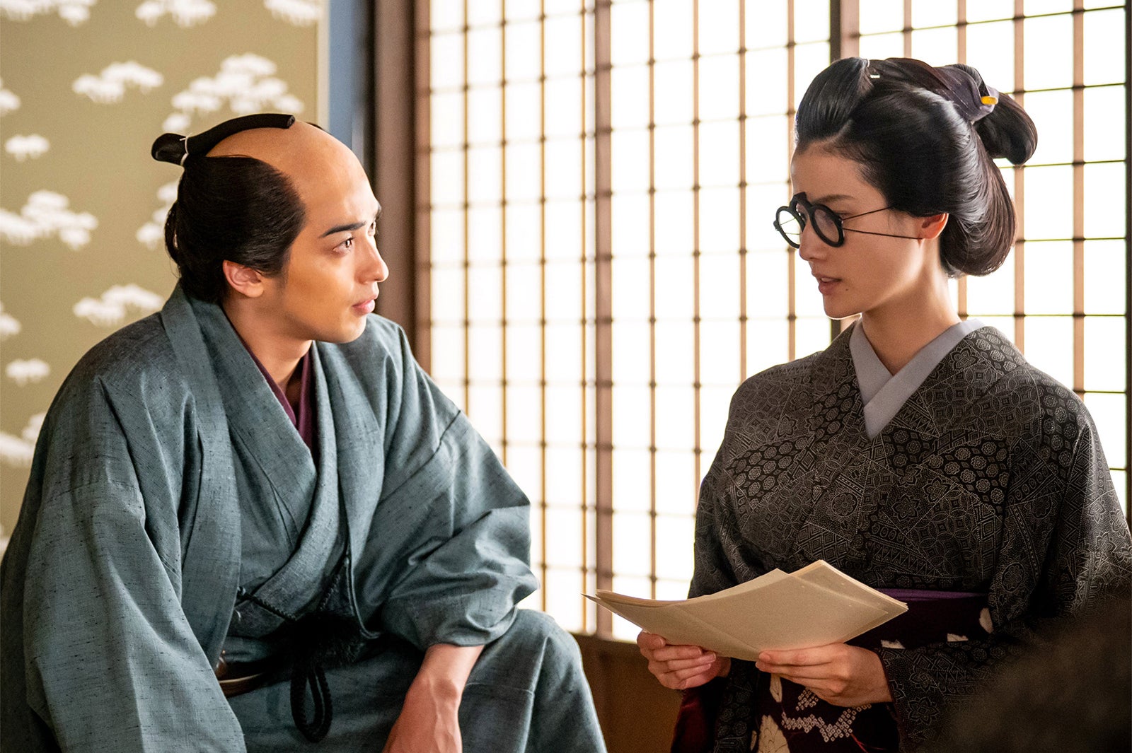 横浜流星、橋本愛「べらぼう～蔦重栄華乃夢噺～」第29話（C）NHK