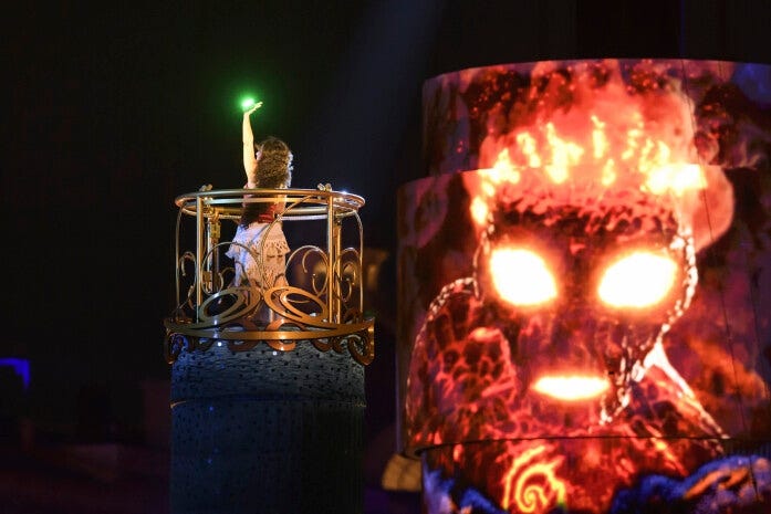 モアナは故郷を守るために旅立ちますが、マウイに別れを告げられてしまいます