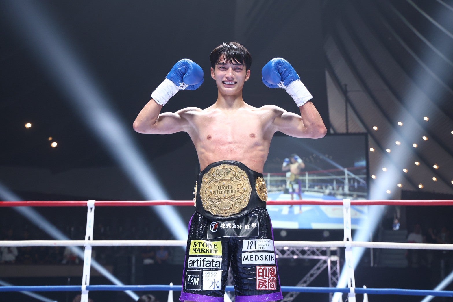 K-1大久保琉唯選手、悲願のベルト戴冠で新王座へ 理想のチャンピオン像と今後描く野望とは「K-1をもっと大きくしたいです」【モデルプレスインタビュー】