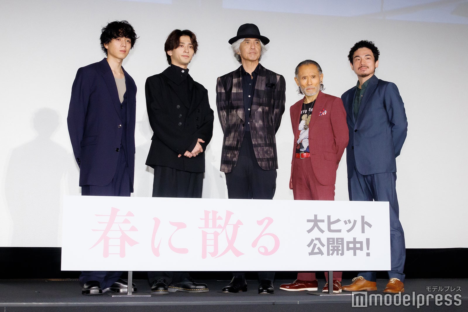 （左から）坂東龍汰、横浜流星、佐藤浩市、片岡鶴太郎、松浦慎一郎（C）モデルプレス