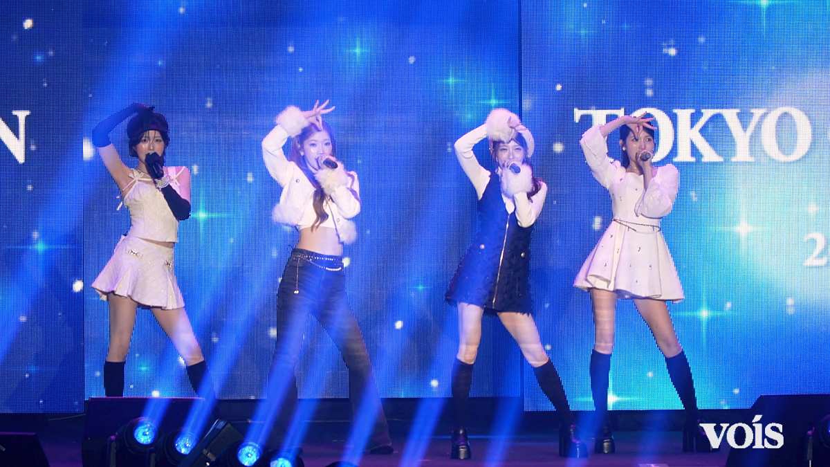 IS:SUE、念願の４人でランウェイ そのまま「Super Luna」を圧巻パフォーマンス