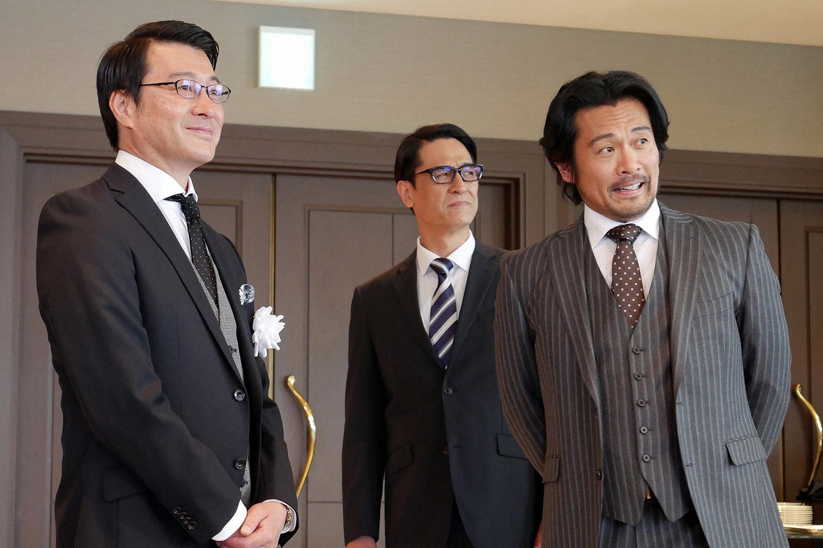 加藤浩次、橋本さとし、内野聖陽／「ブラックペアン」第3話より（C）TBS