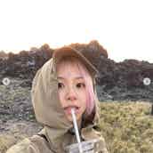 Twiceモモ サナがカップラーメン チェヨンは イカゲーム 兵士に デビュー6周年ライブでの仮装が話題 気合いがすごい モデルプレス