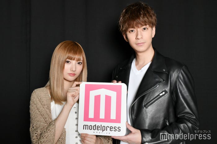 モデルプレスのインタビューに応じた安斉かれん&三浦翔平(C)モデルプレス