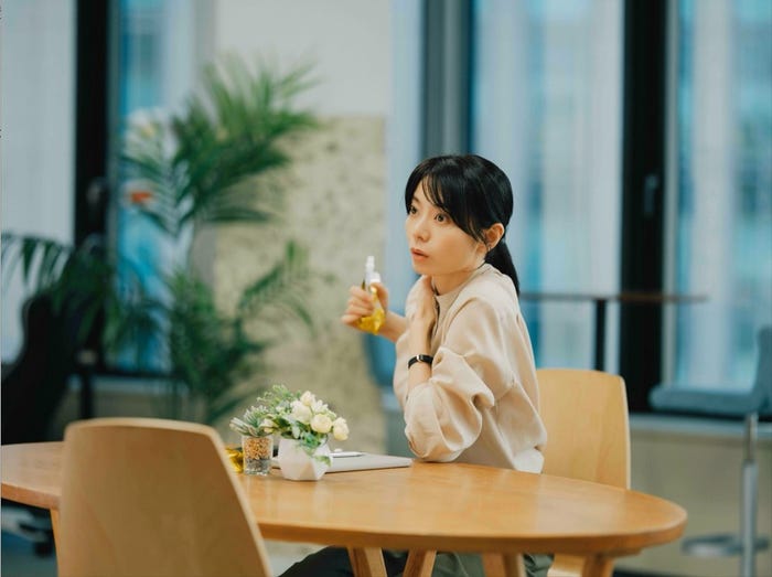 森カンナ(C)「彩香ちゃんは弘子先輩に恋してる」製作委員会・MBS/第2話より