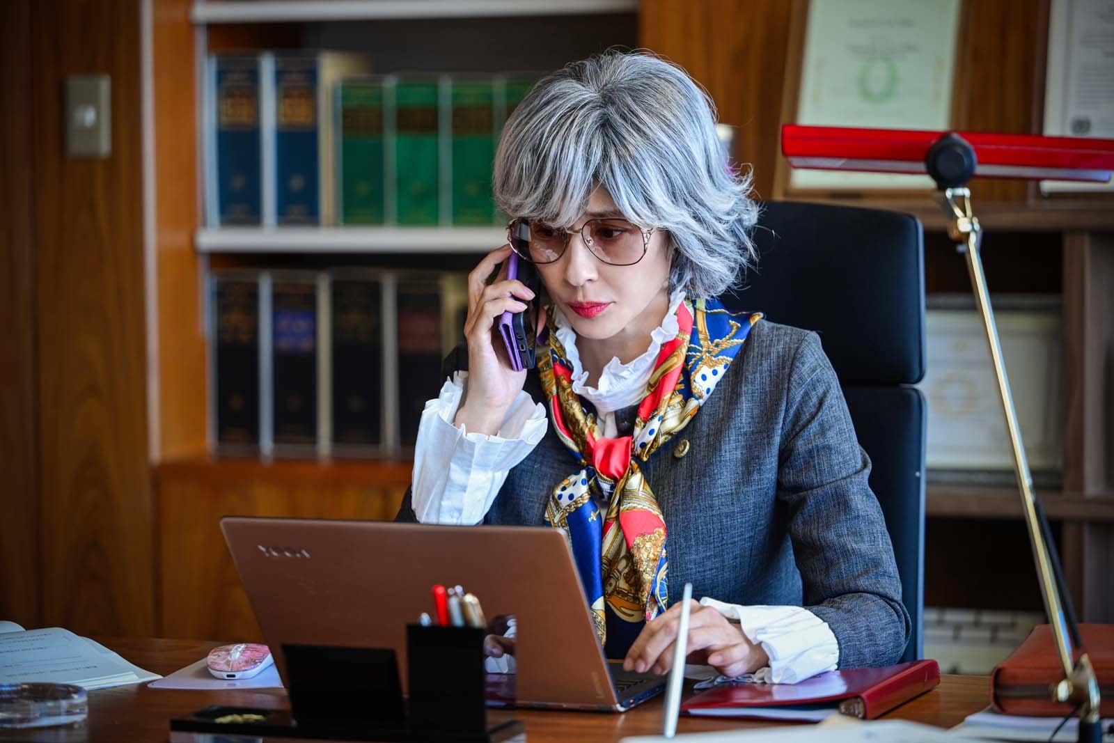 水野美紀「離婚しない男―サレ夫と悪嫁の騙し愛―」第7話より（C）テレビ朝日