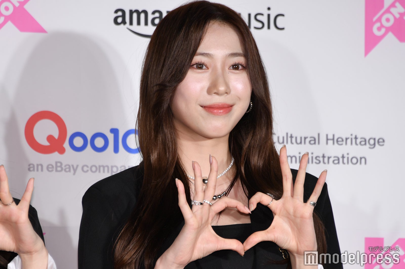 ILY:1（C）モデルプレス