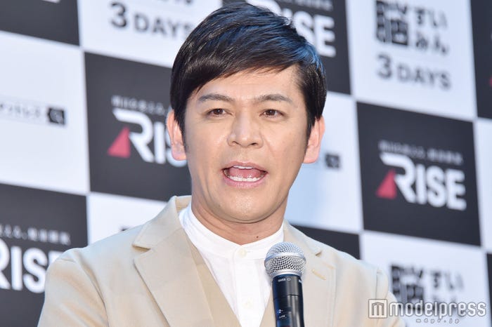 岡田圭右(C)モデルプレス