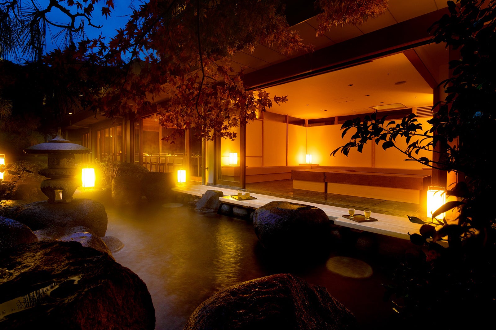 足湯／画像提供：星野リゾート