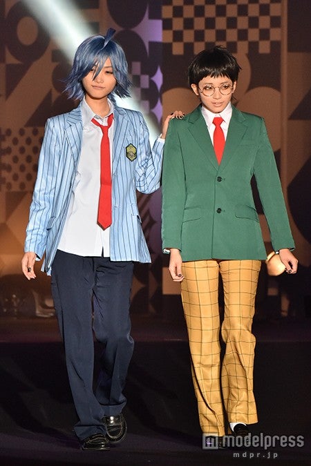 阿知波妃皇、ゆら