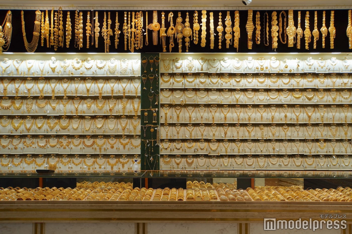 スーク(C)モデルプレス