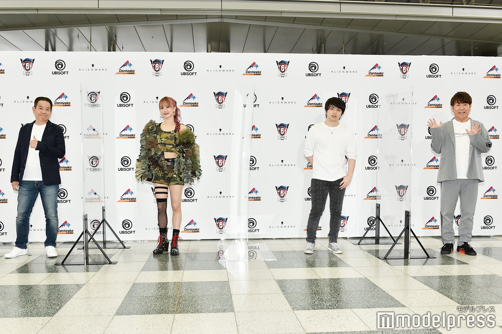左から：原西孝幸、LiSA、けんき、藤本敏史 （C）モデルプレス