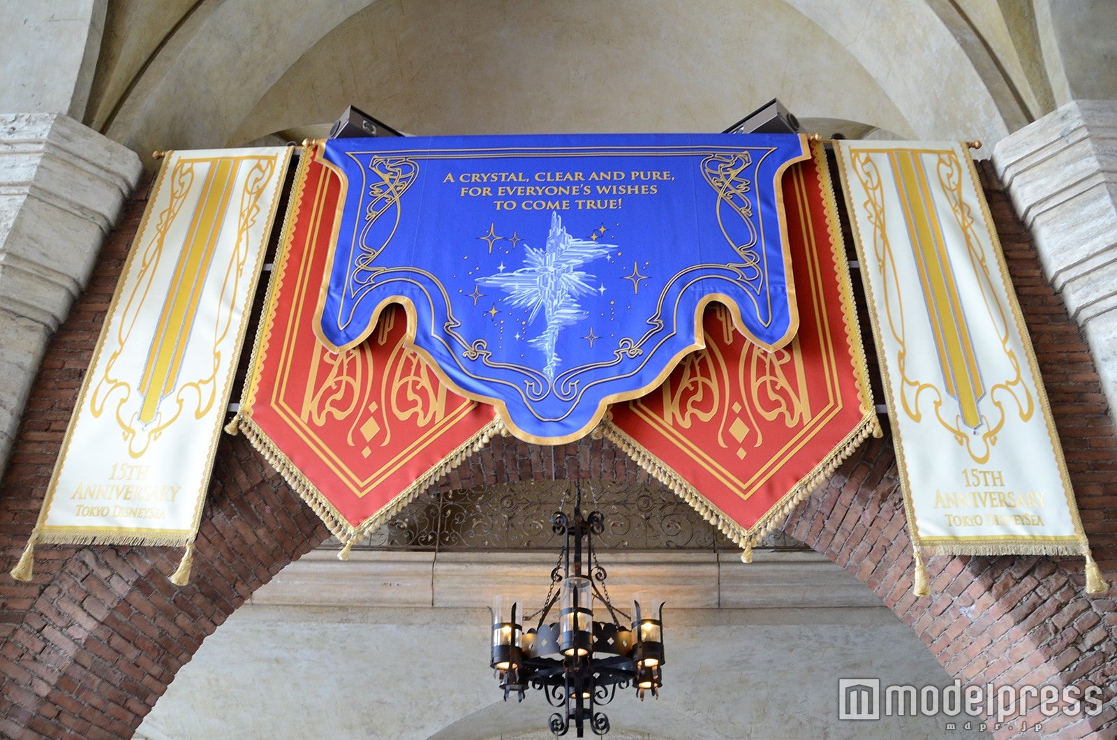 デコレーション／「東京ディズニーシー15周年“ザ・イヤー・オブ・ウィッシュ”」（C）モデルプレス
