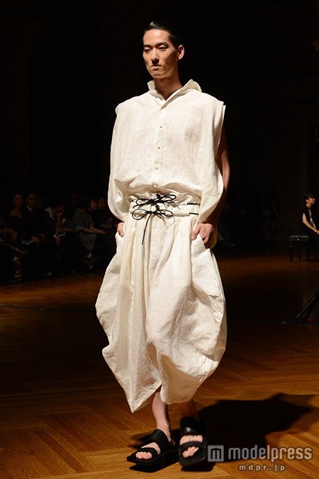 「ROGGYKEI2016 SPRING＆SUMMER COLLECTION FASHION SHOW」