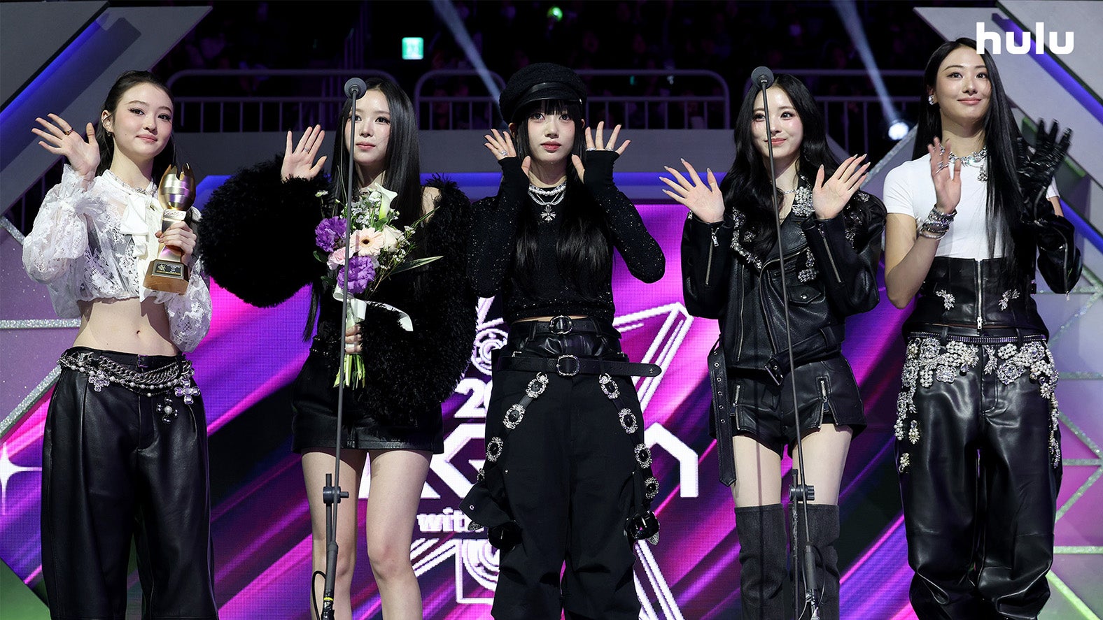 MEOVV「2025 Korea Grand Music Awards（KGMA）」（C）Copyright 2025. IlganSports All Rights Reserved.