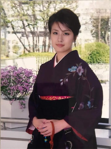 元フジアナ 大島由香里、“気合いが入った”大学卒業ショットに反響「宝塚の男役みたいです！」