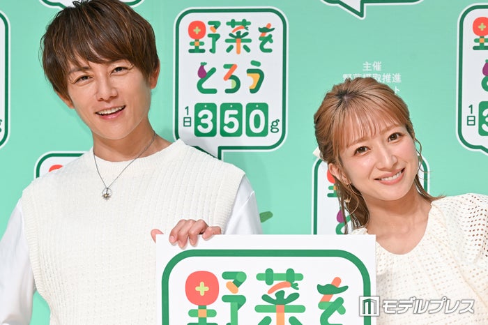 杉浦太陽＆辻希美夫妻、子どもたちが学校の間に“野菜デート”満喫 仲睦まじいやり取り見せる