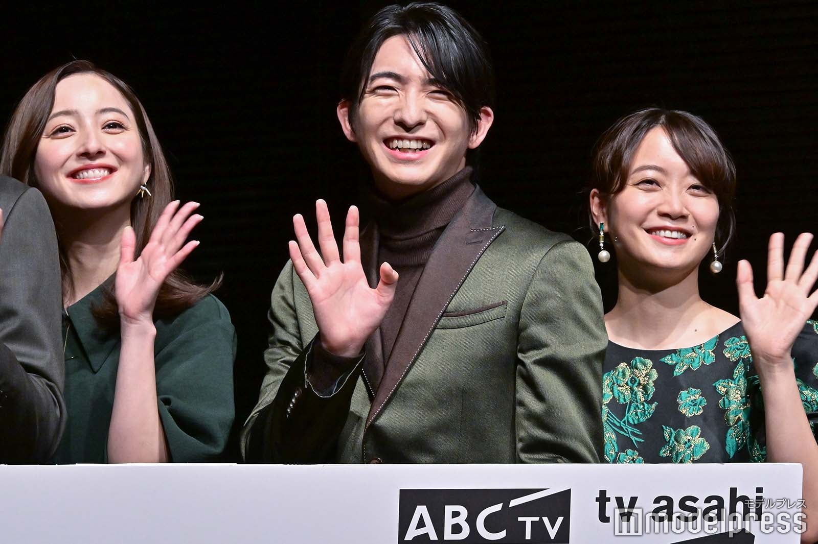 佐々木希、前田公輝、深川麻衣（C）モデルプレス