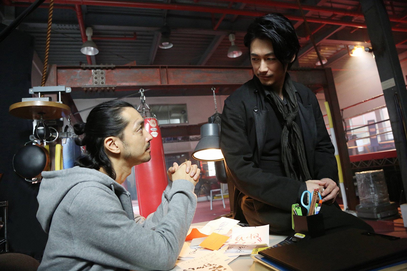 金子ノブアキ、ディーン・フジオカ／「シャーロック」第4話より（C）フジテレビ