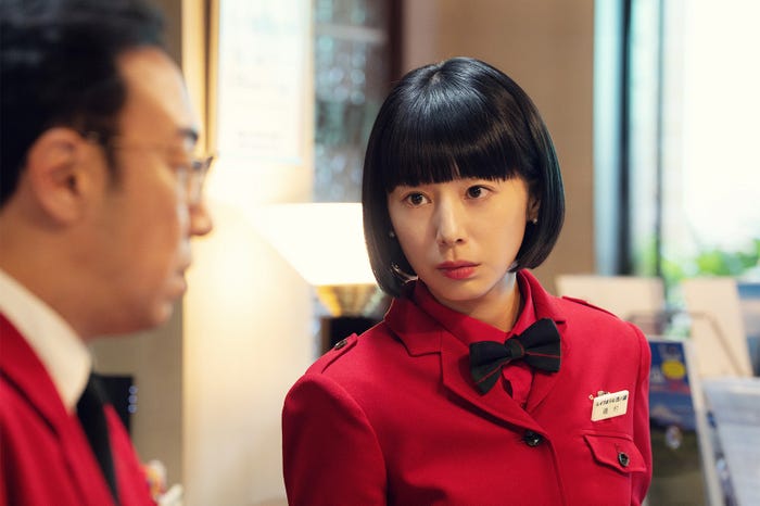 角田晃広、夏帆「ホットスポット」第7話(C)日本テレビ