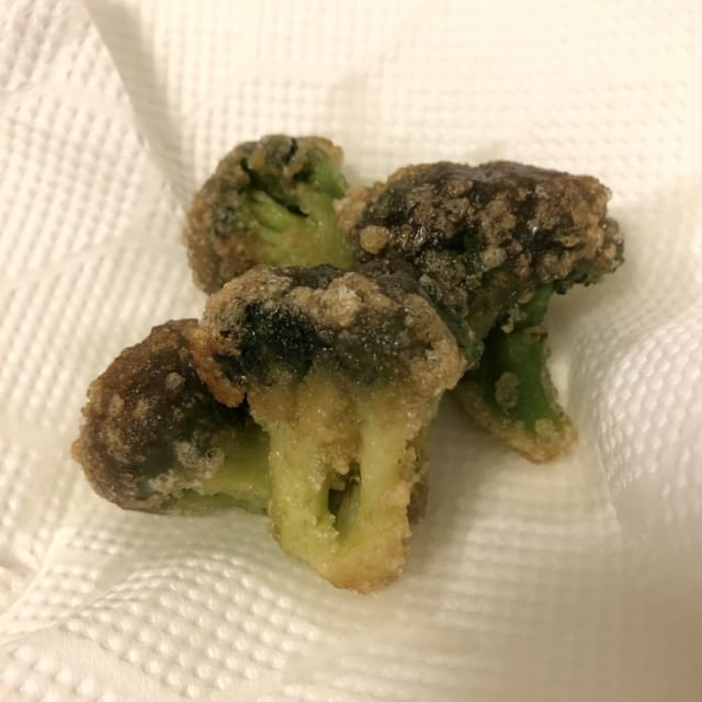 ブロッコリーの唐揚げ