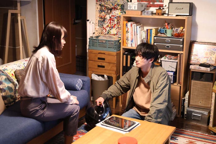 奈緒、永山瑛太「あなたがしてくれなくても」第7話より(C)フジテレビ