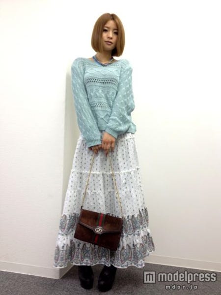 テーマ「フェミニン&ラフコーデ」