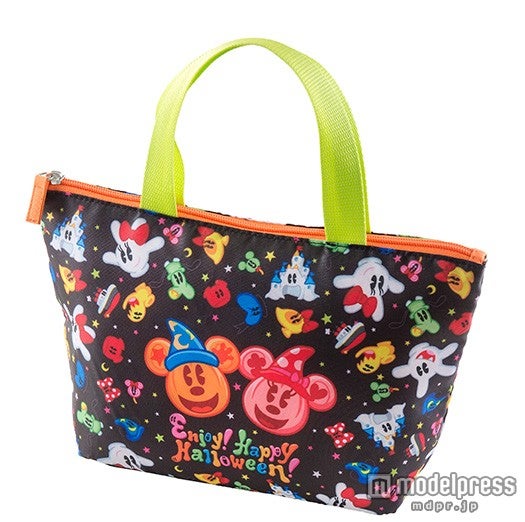 ヴィランズスペシャルセット、スーベニアランチケース付き￥1820（C）Disney