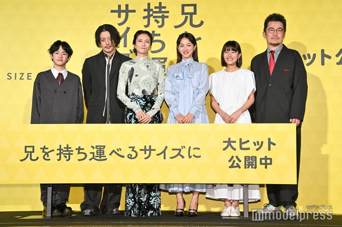 (左から)味元耀大、オダギリジョー、柴咲コウ、満島ひかり、青山姫乃、中野量太監督(C)モデルプレス