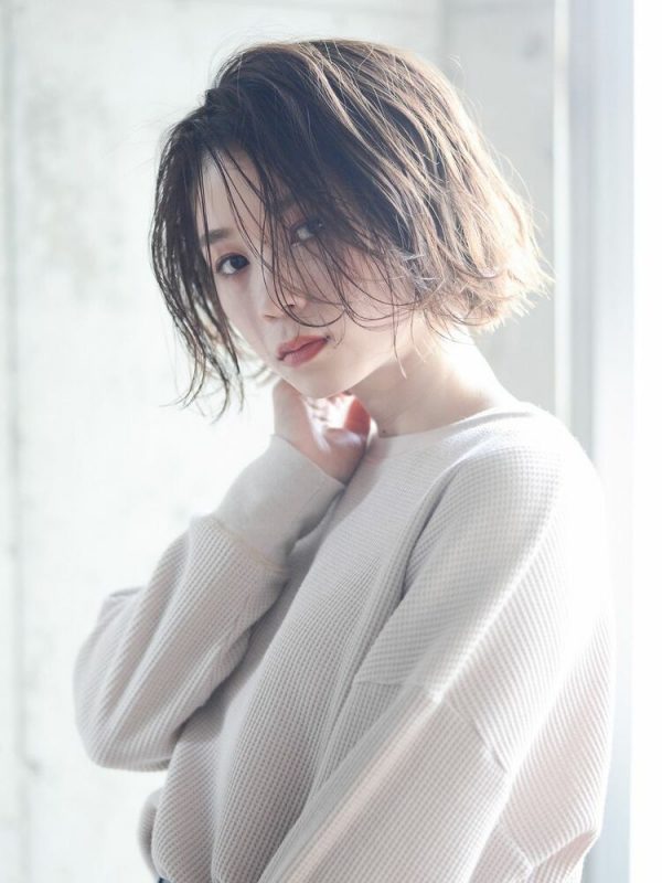 40代だからこそ似合う上品で色っぽいボブヘア 前髪なしで大人女性の魅力を発揮 モデルプレス