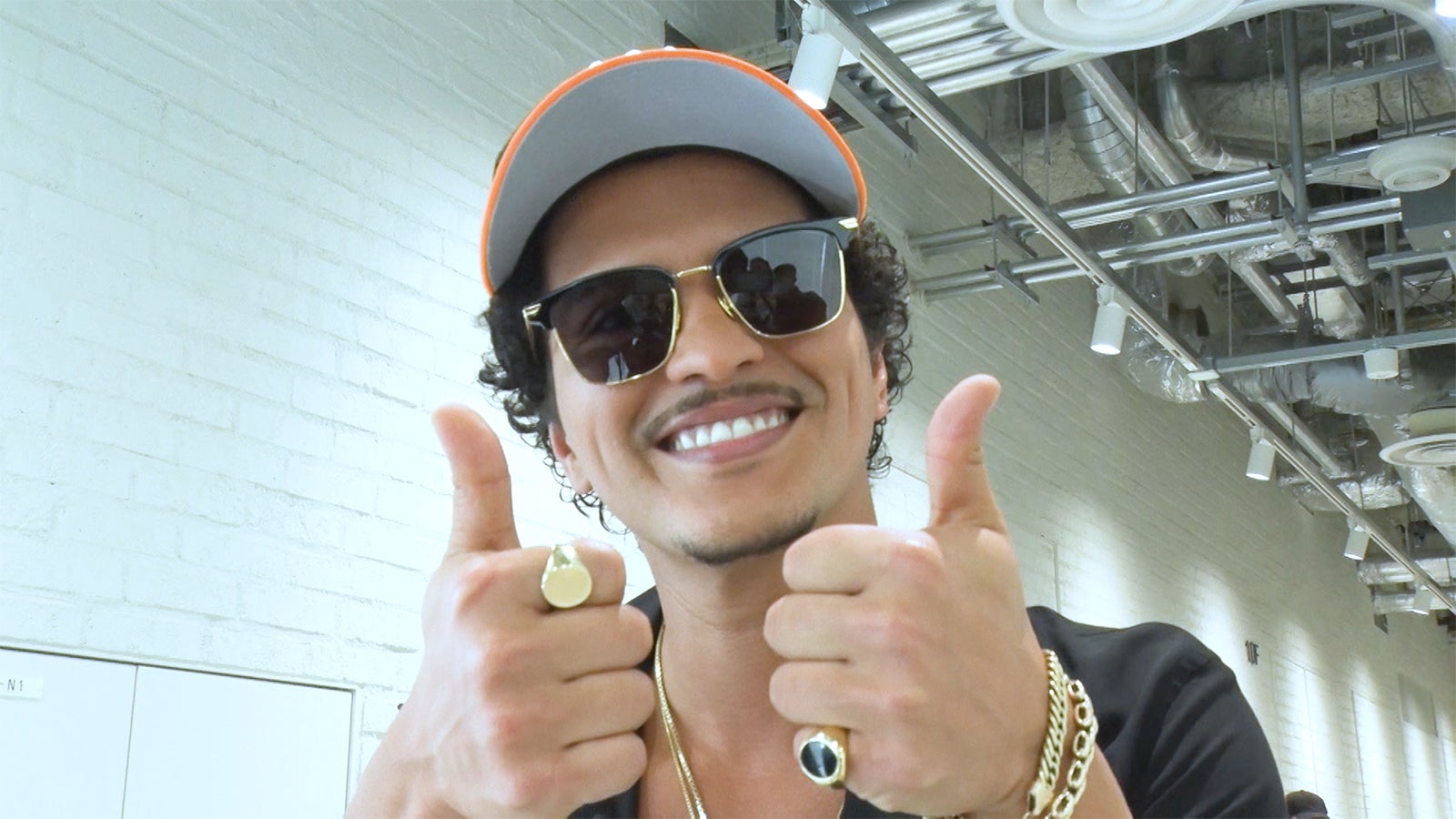 ブルーノ・マーズ、日本のバラエティー初出演 永野芽郁にドッキリサプライズ