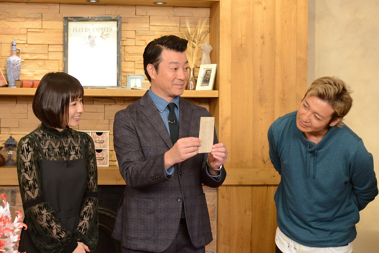 （左から）松岡茉優、加藤浩次、つるの剛士（C）読売テレビ