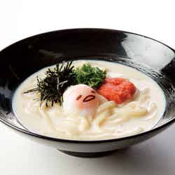 しがらみ豆乳明太うどん+宇治抹茶のティラミス 1,300円 (C)2013,2019 SANRIO CO.,LTD.APPROVAL NO.S594200