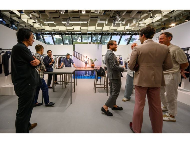 シンガポール拠点の「コロニークロージング」 日本製リゾートウェアがアジアで伸びる