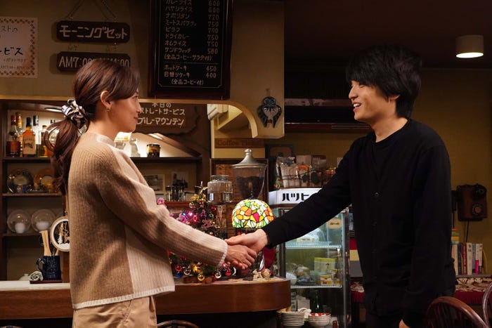 相武紗季、岡山天音(C)NTV