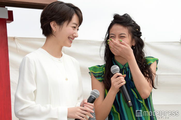 波瑠、清水富美加(C)モデルプレス