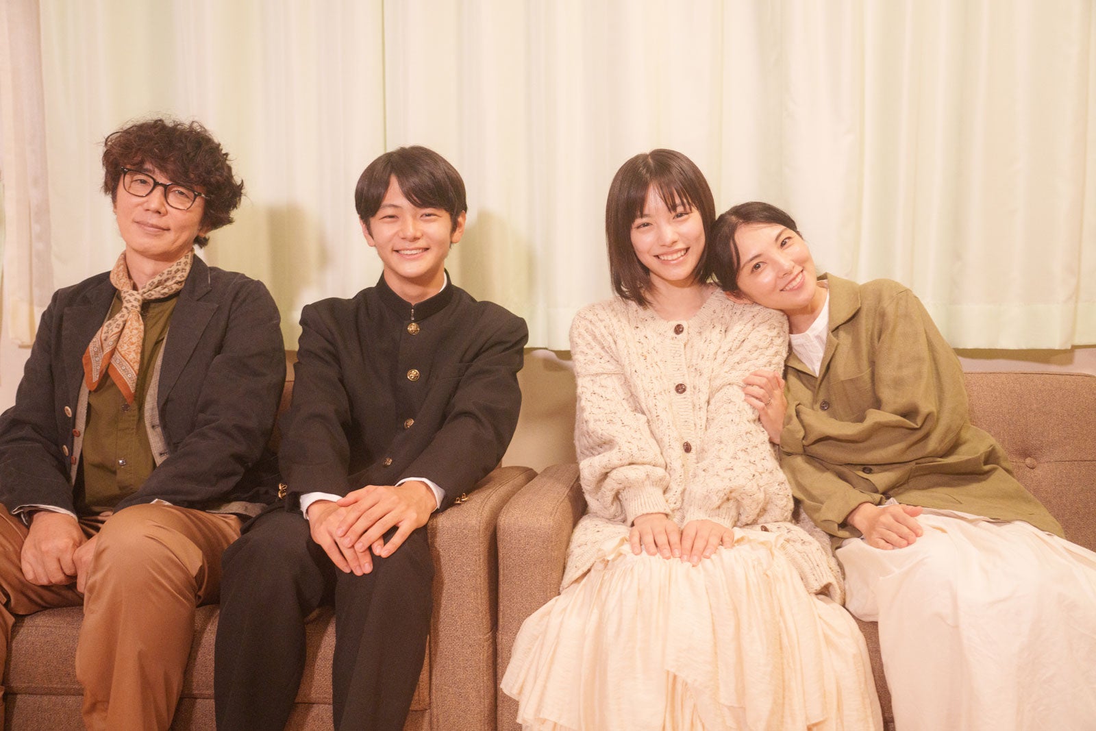 ユースケ・サンタマリア、齋藤潤、當真あみ、田中麗奈（C）2025「ストロベリームーン」製作委員会