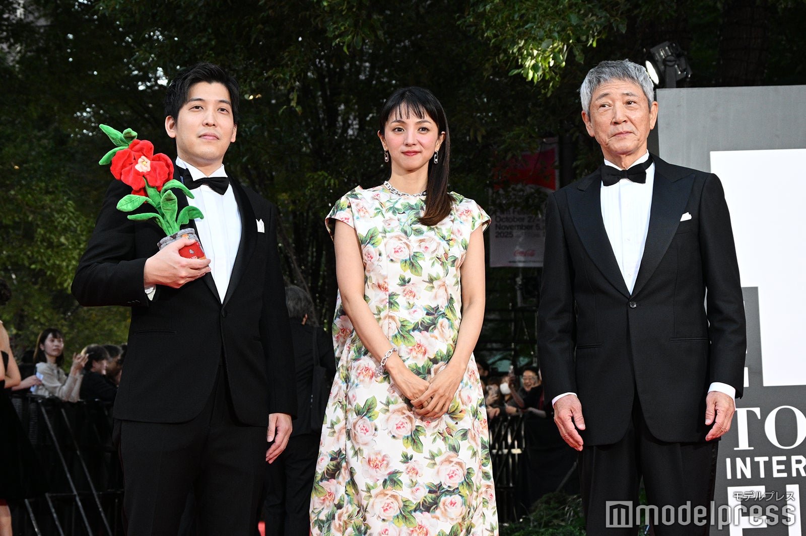 木下麦、満島ひかり、小林薫（C）モデルプレス