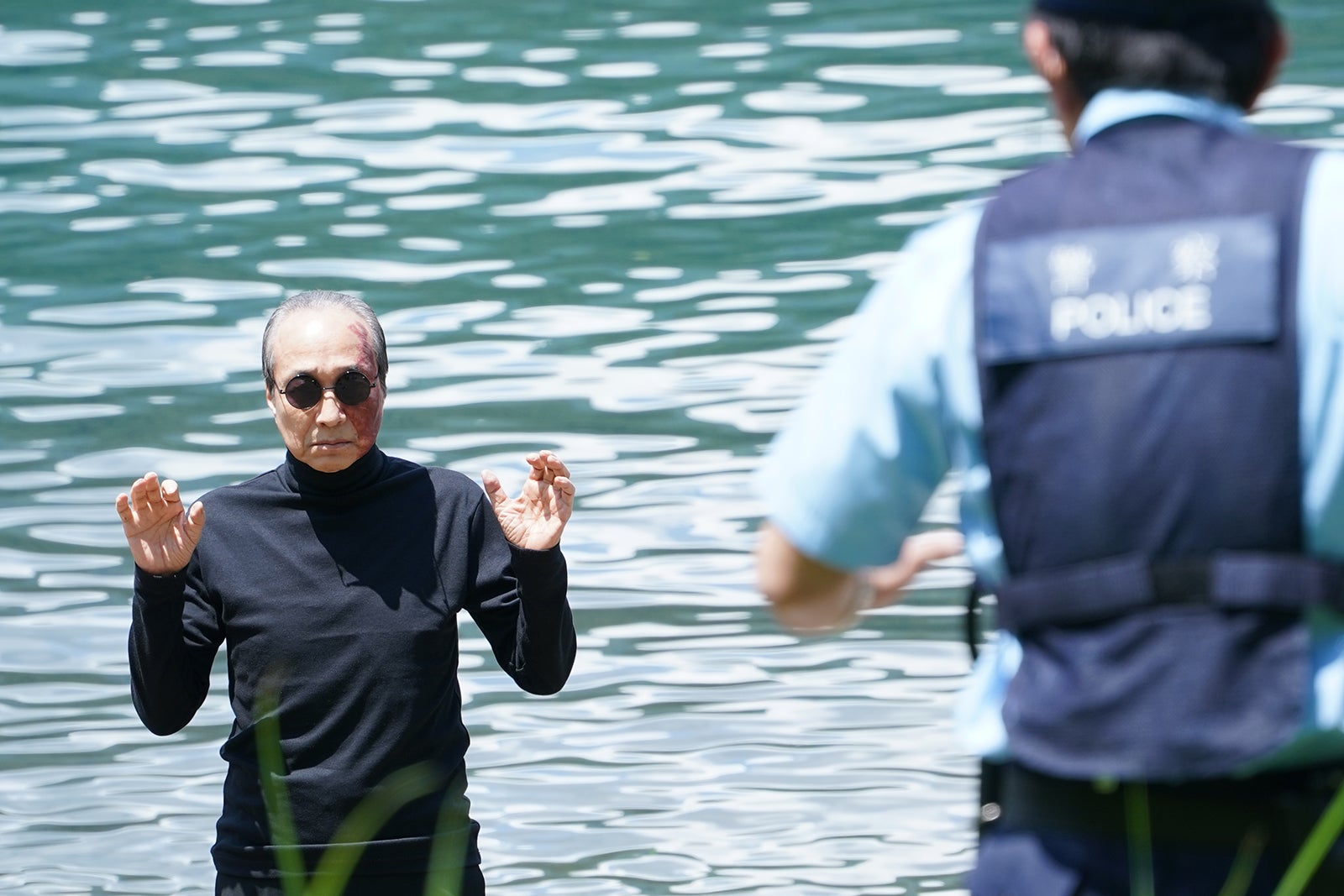 小日向文世「降り積もれ孤独な死よ」第1話より（C）日本テレビ