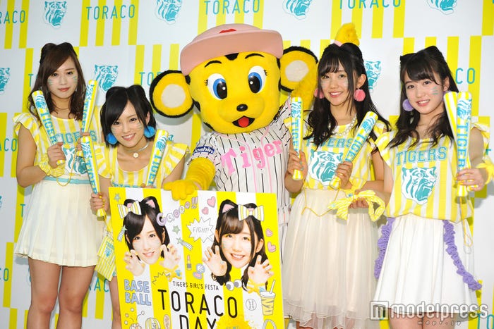 NMB48(左から)木下春奈、山本彩、薮下柊、川上千尋(C)モデルプレス