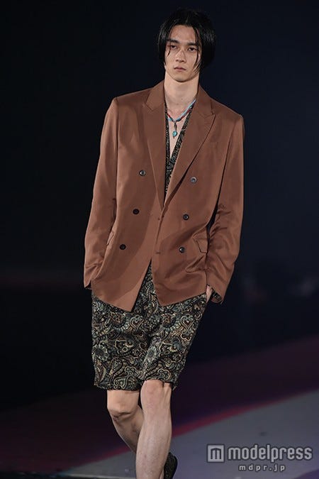 栁俊太郎/「GirlsAward 2015 SPRING/SUMMER」より