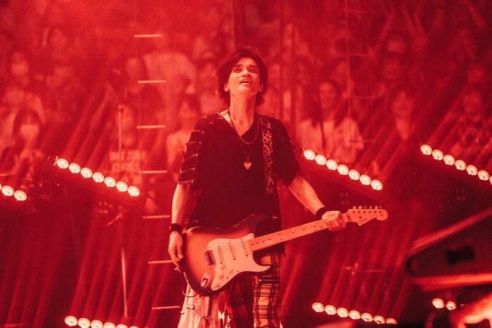 男闘呼組「LASTFOREVER」より(提供写真)